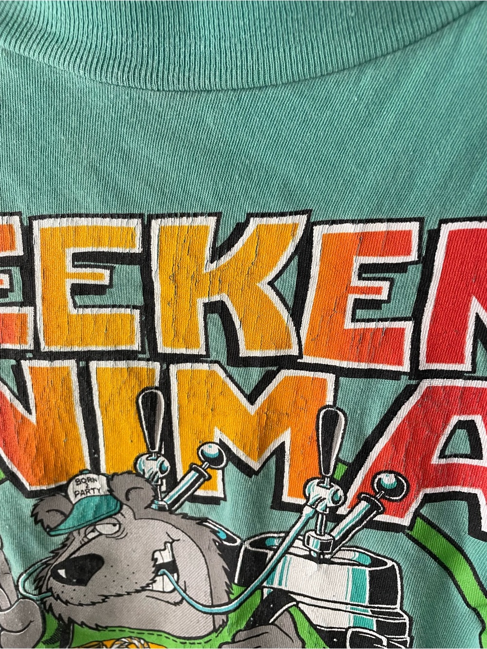 🌱5/$25🌱 Sun Sportswear | Vintage 80s 90s Distressed Weekend Animal Teal Tee - Picture 3 of 8